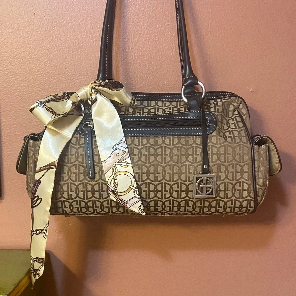 Giani Bernini Brown Shoulder Bag with Cream Accents